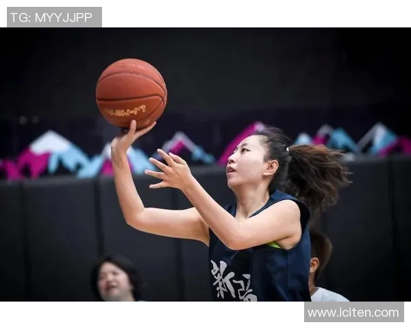 王娜独家分享篮球心得与技巧助你提升球技的秘密武器