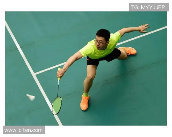 费城队与白帽队激战正酣赛果揭晓精彩瞬间回顾与分析